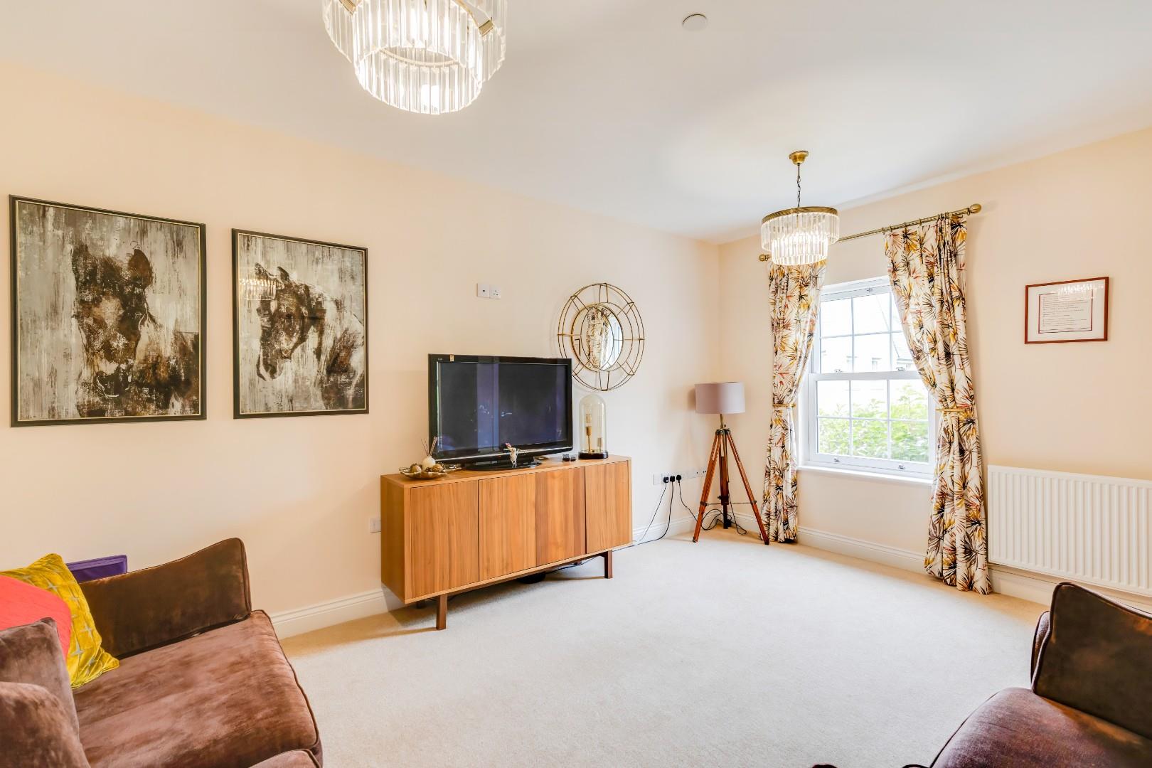 30 Court Close, Aberthin, Nr Cowbridge, Vale of Glamorgan, CF71 7EH